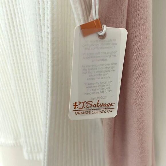 P.J. Salvage - SIZE L - Half Zip - Pink and White Waffle Sweatshirt - New! - Picture 4 of 4